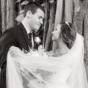 Meet your Posher, Cara